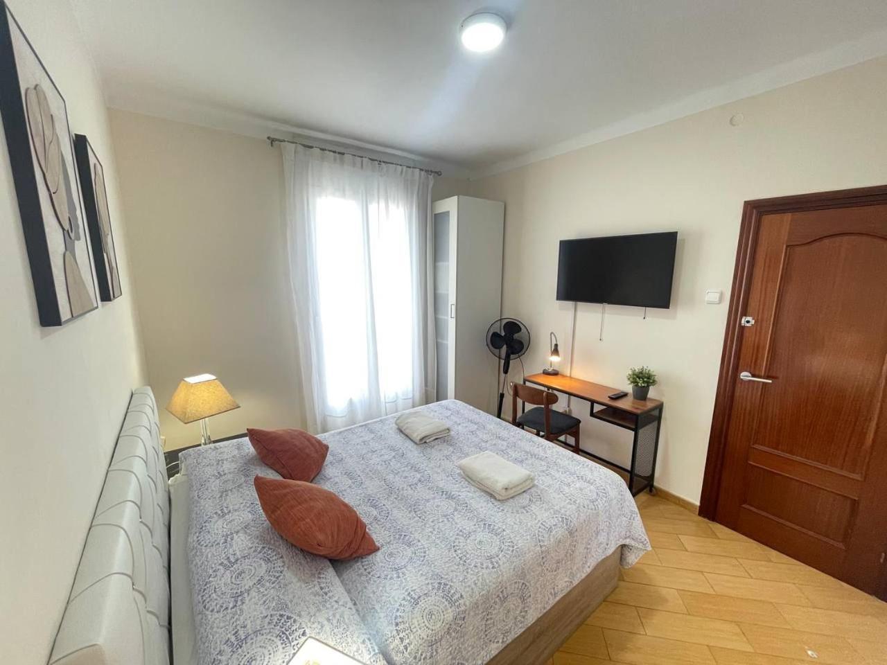 Rooms Nueva Valencia Barcelona Exterior photo